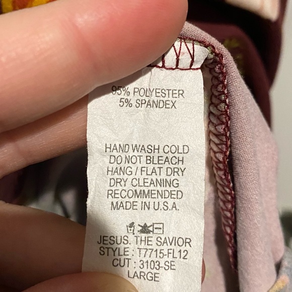 Women’s stretchy floral swing dress. Knee length. Size L. Like new condition! - Picture 2 of 3